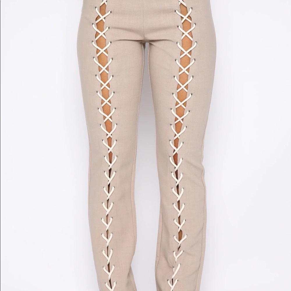 White Fox Boutique Met Your Expectations Crop & Get to Work Pants - Picture 8 of 8